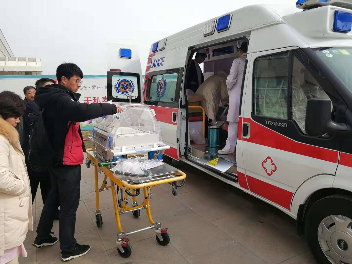 江陵县救护车转院